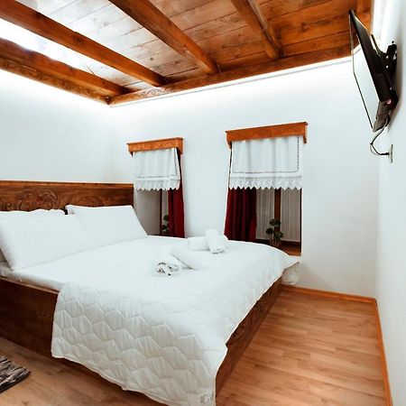 Duplex Apartment Viktoria Gjirokastër المظهر الخارجي الصورة